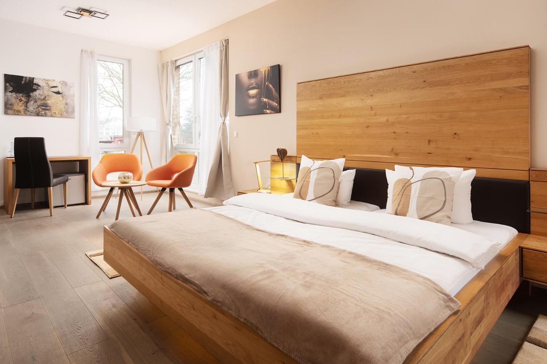 Hotel Vier Jahreszeiten Therme & Kliniken Bad Krozingen Naehe Freiburg & Schwarzwald Ideal Fuer Wellness Kur & Business Ausfluege 24H Check In- Wlan & Parken Gratis Exterior photo