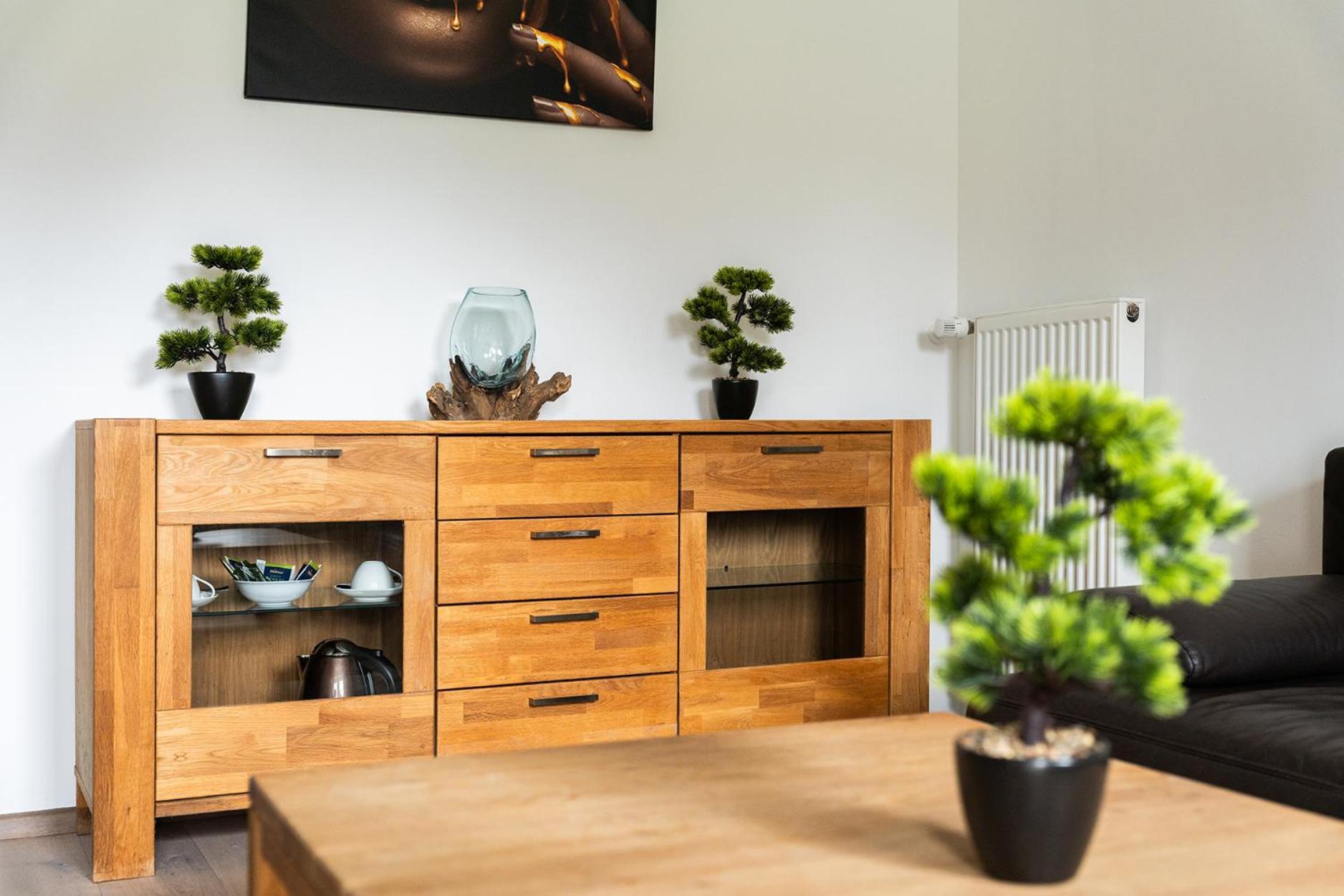 Hotel Vier Jahreszeiten Therme & Kliniken Bad Krozingen Naehe Freiburg & Schwarzwald Ideal Fuer Wellness Kur & Business Ausfluege 24H Check In- Wlan & Parken Gratis Exterior photo